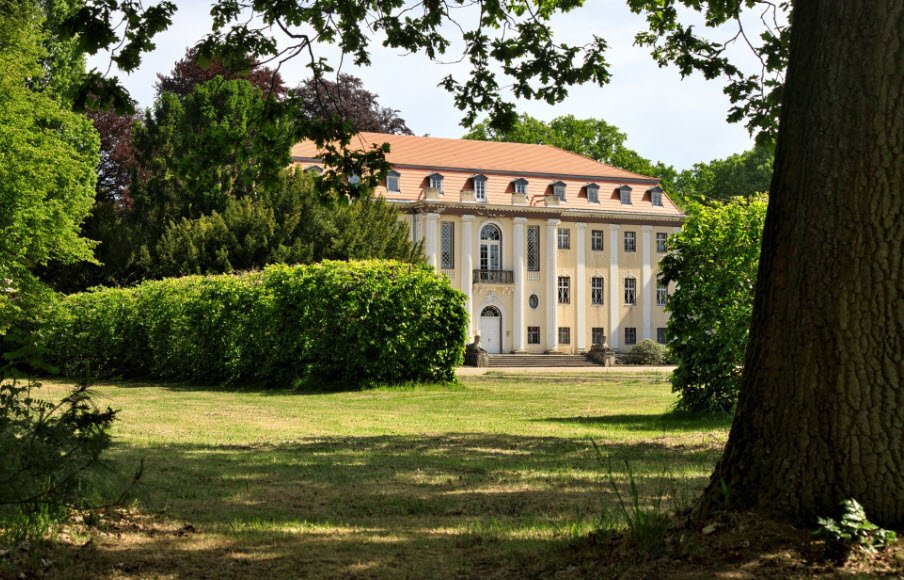 Neues Schloss Tangerhütte, Germany